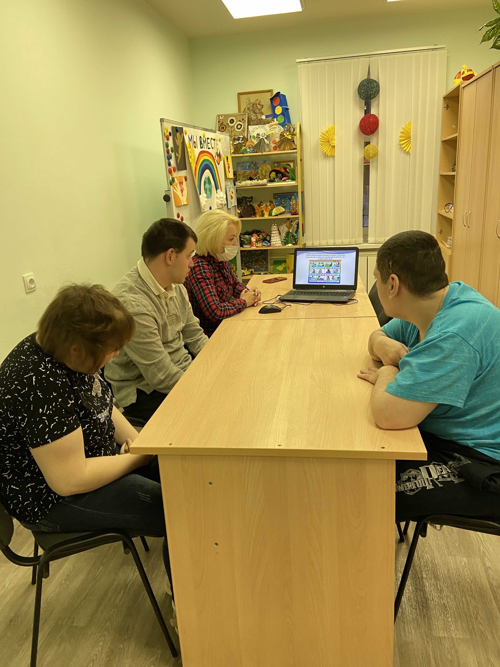 этикет за столом